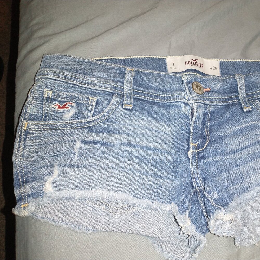 Junior's jean shorts size 3